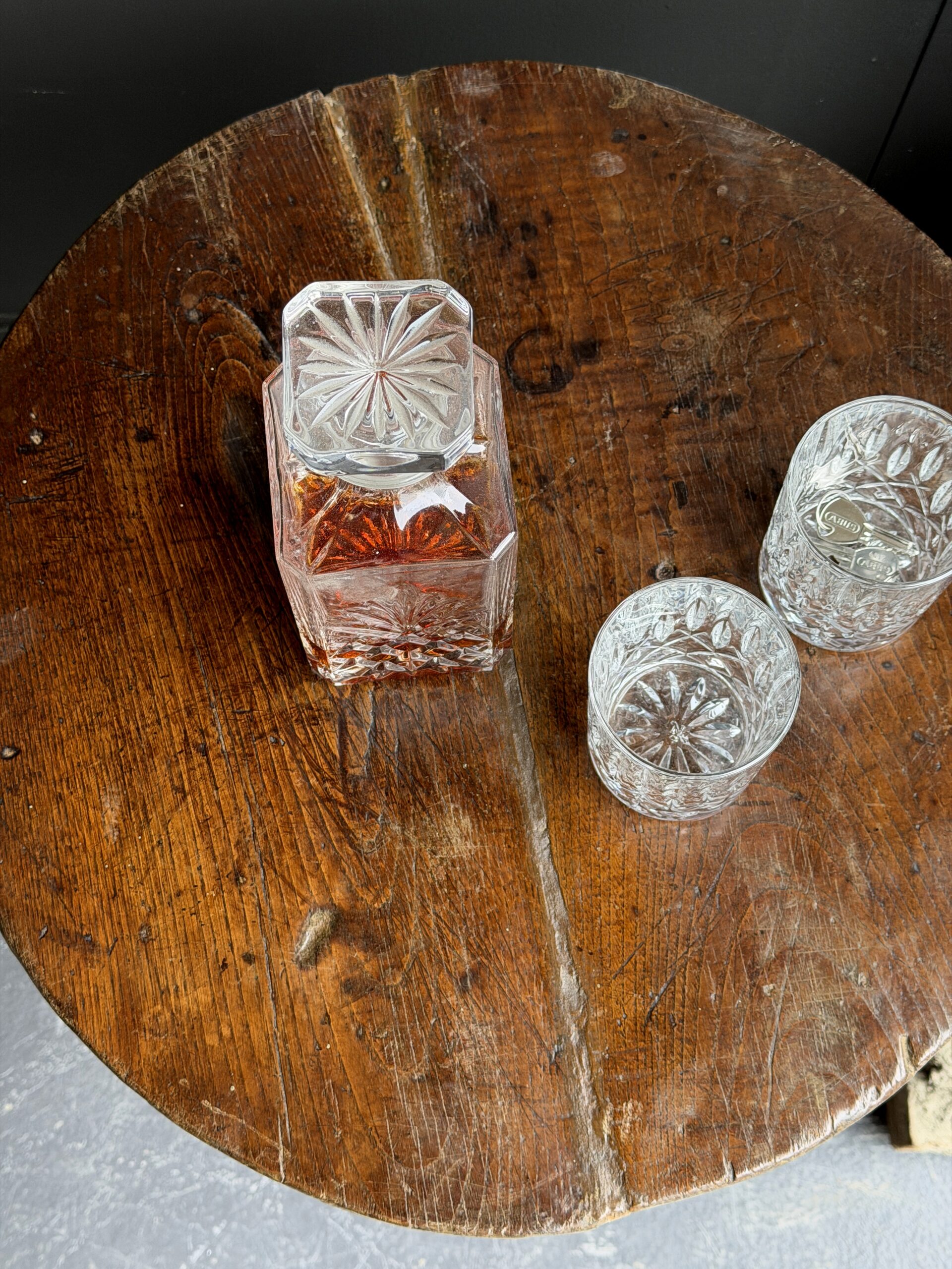 Antiek boomstronk tafeltje Antiek boomstronk tafeltje