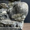 Oude beelden tempelwachters Oude beelden tempelwachters