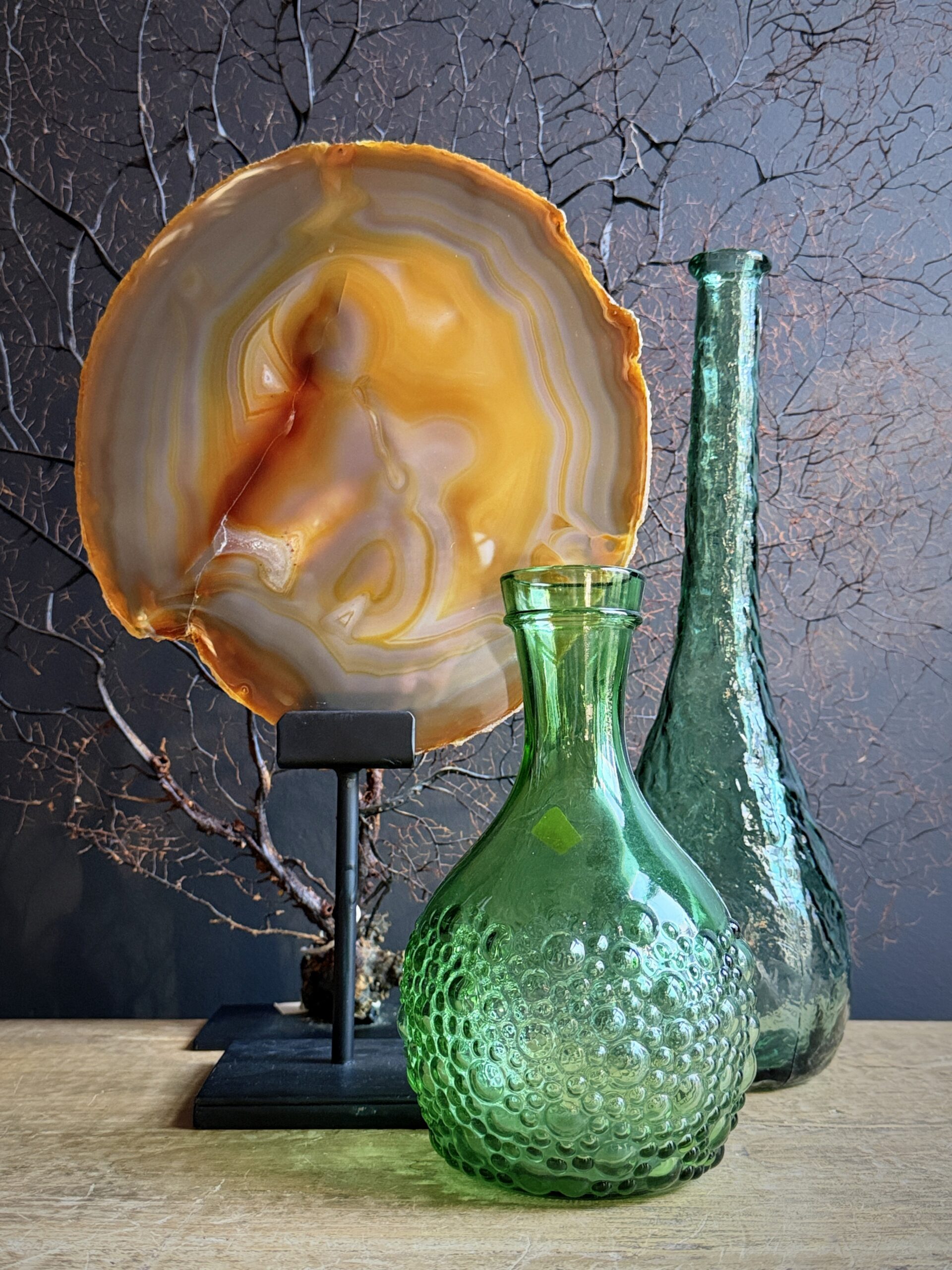 Schijf agaat op sokkel