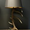Schemerlamp van gewei Schemerlamp van gewei