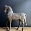 Oud Indiaas paard met messing beslag