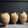 Set van drie authentieke olijfpotten