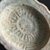 Antieke schoteltje op sokkel Antieke schoteltje op sokkel