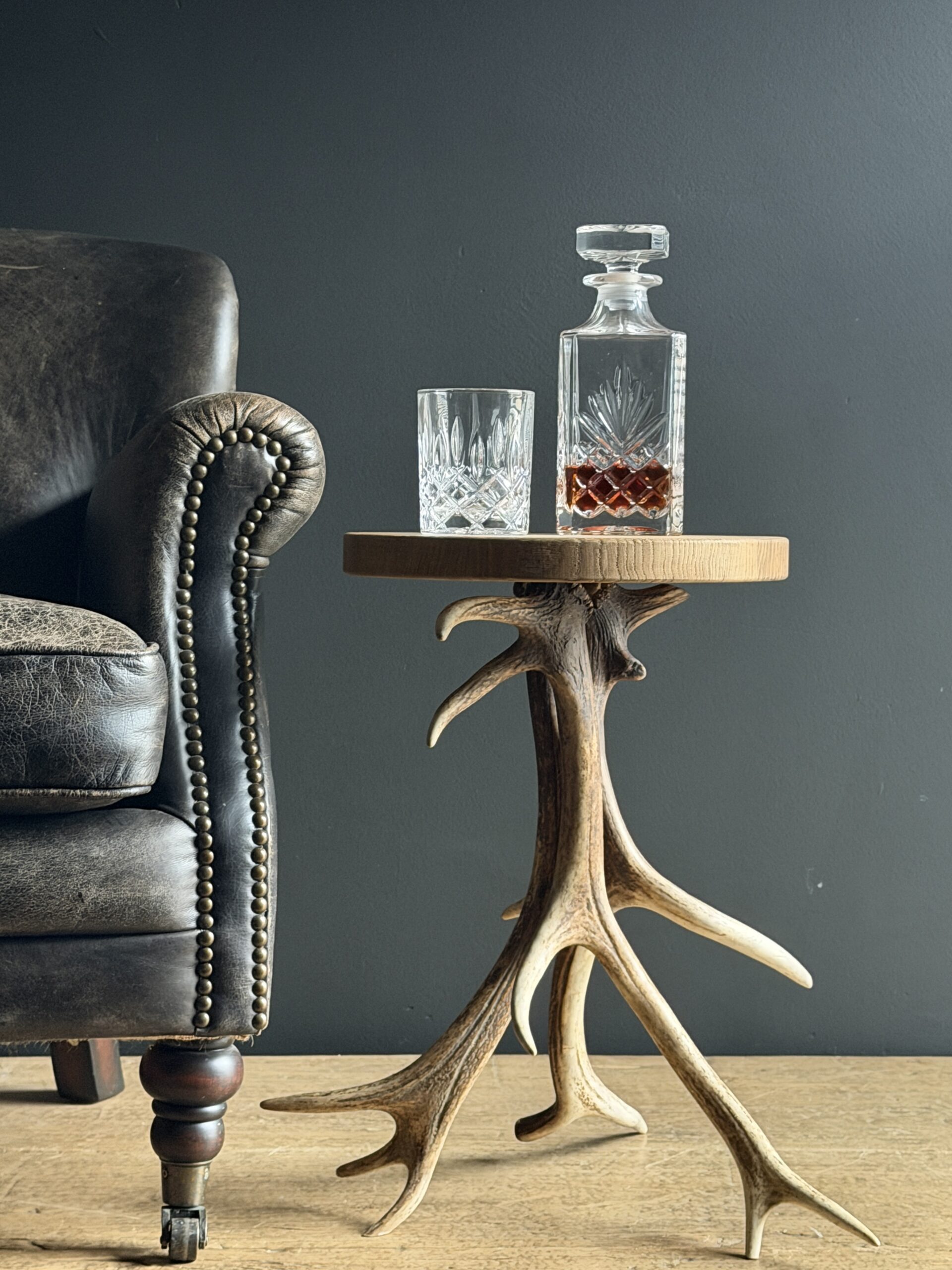 Table made of antlers Table made of antlers
