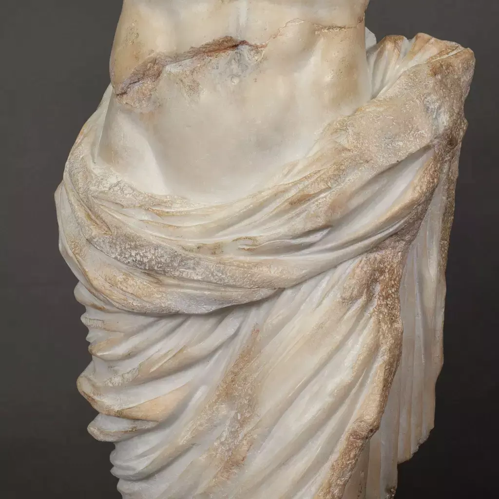 Marble statue. Apollo with Drapery Marble statue. Apollo with Drapery