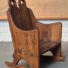 Een 18e-eeuwse Engelse ‘lambing chair’.
