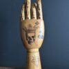 Getatoeëerde hand